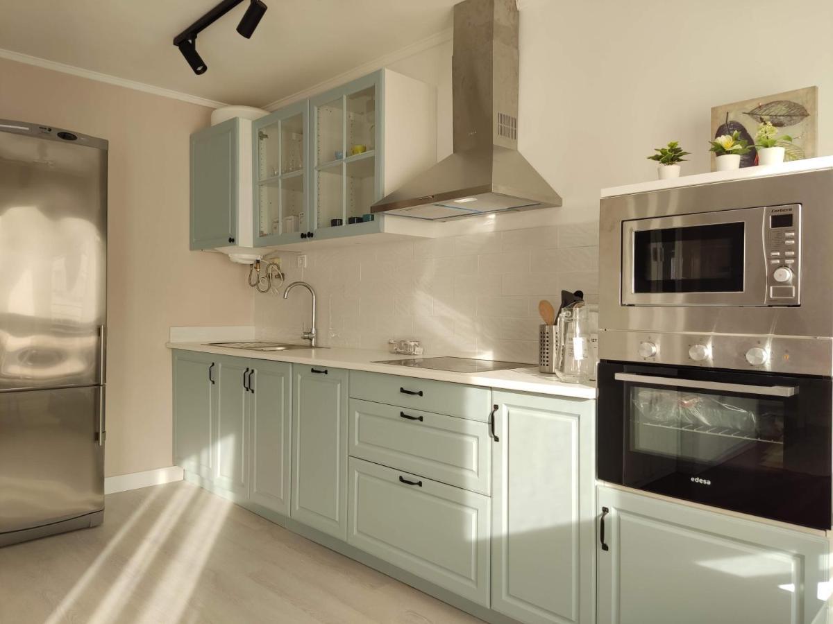 Acogedor Apartamento Junto A La Plaza Villasana de Mena Exteriör bild